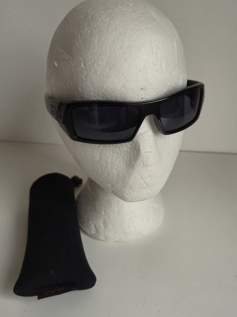 Vintage Oakley Hijinx Sunglasses Black Wrap Rectangular Gorpcore Sporty Y2K